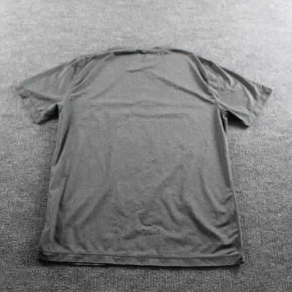 Vuori Shirt Men Large Tradewind Performance Tee Gray Athletic Crewneck Gym Casua - Picture 3 of 7